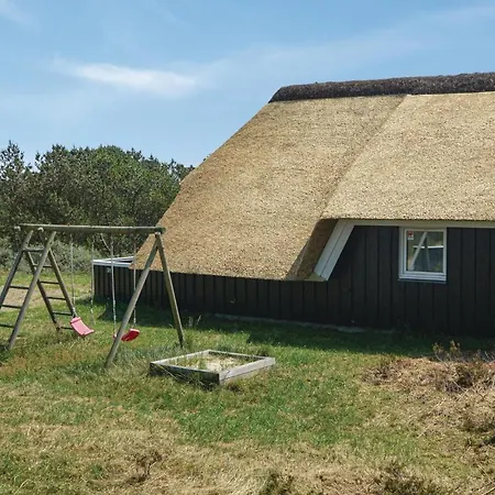 Nice Home In Blavand With Sauna Дом отдыха *